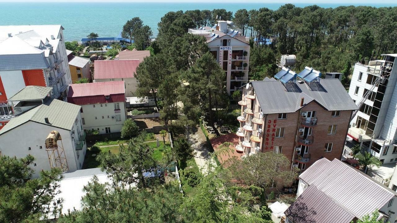 Hotel Evrazia ウレキ エクステリア 写真