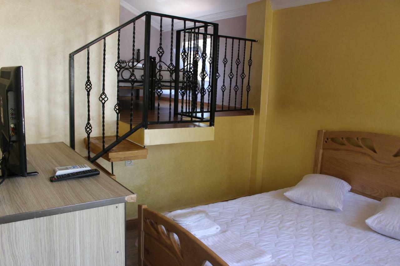Hotel Evrazia ウレキ エクステリア 写真